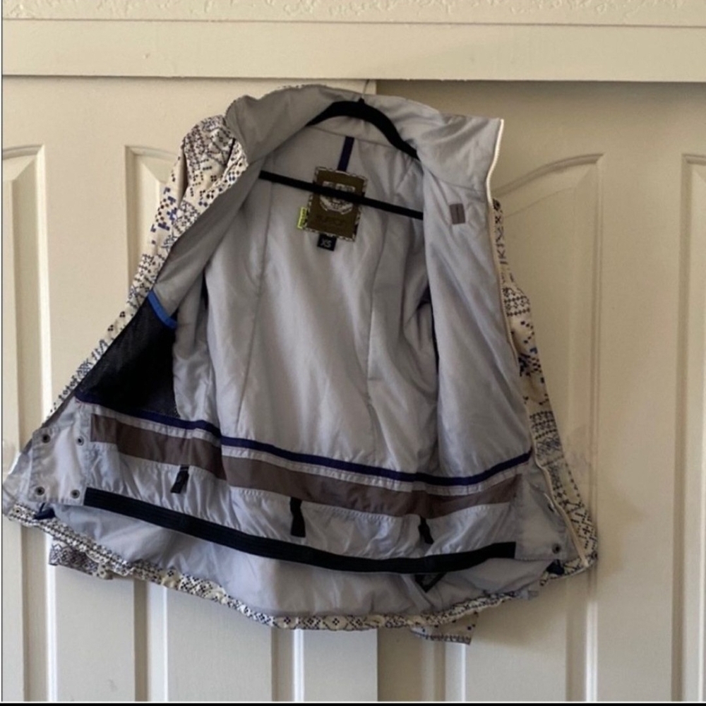 Burton Patterned Jacket. Size Xs - image 3